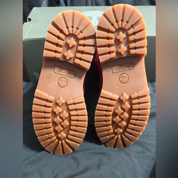 Timberland Premium 6 in Waterproof Boot Dark Red Nubuck BRAND NEW Kids - Picture 4 of 10